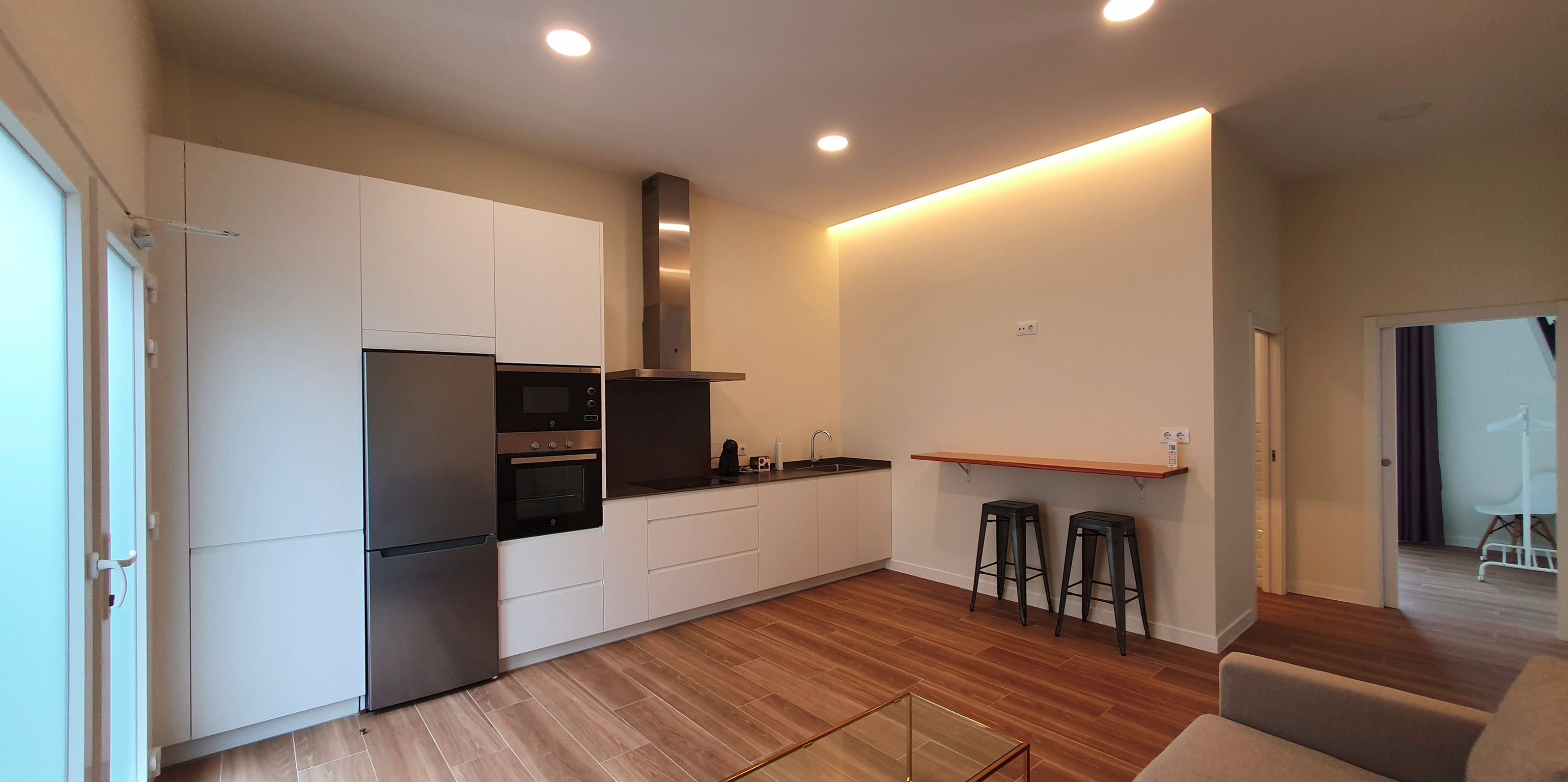 Se muestra el interior del apartamento